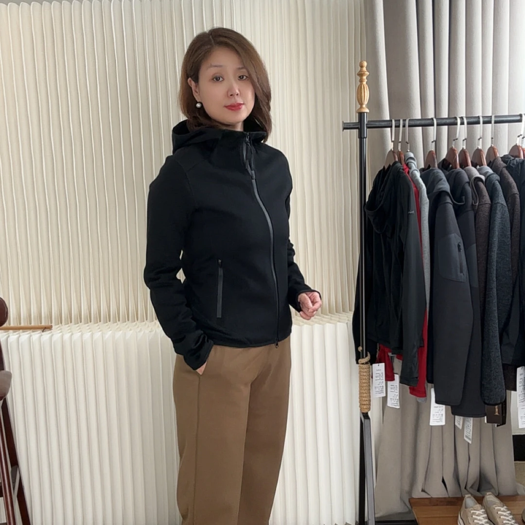 涛姐服饰 25炸 黑色连帽外套FM2470886