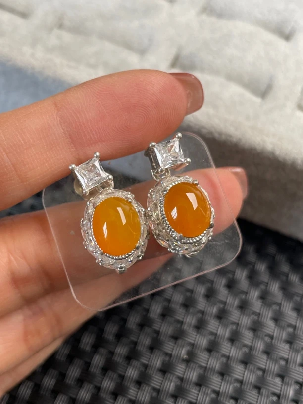 缅甸天然a货翡翠耳钉 裸石镶嵌