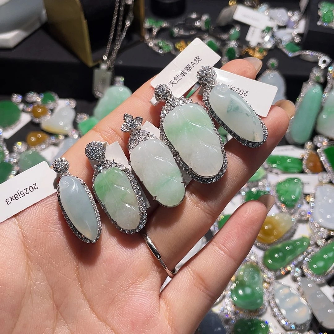 翡翠银S925镶嵌颈饰