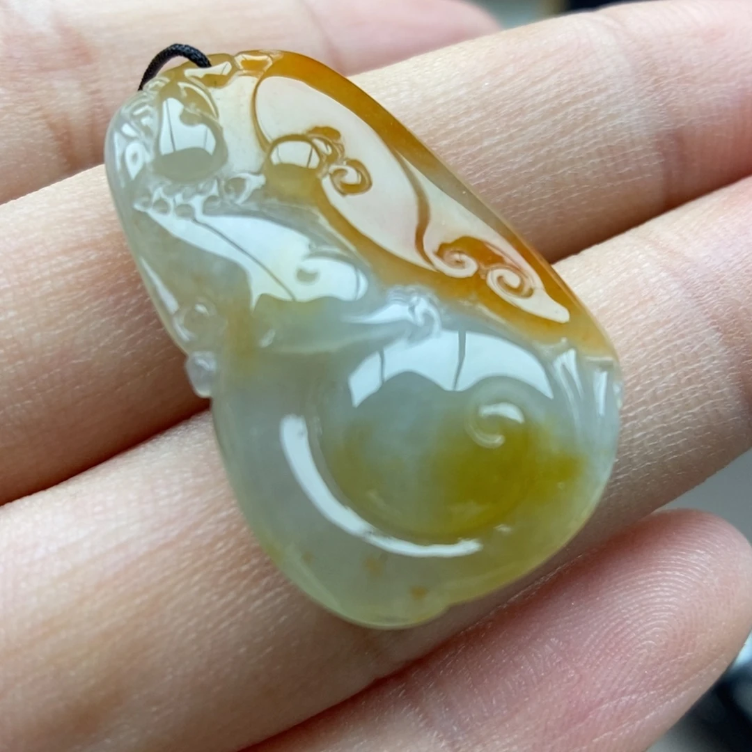 翡翠未镶嵌颈饰吊坠60