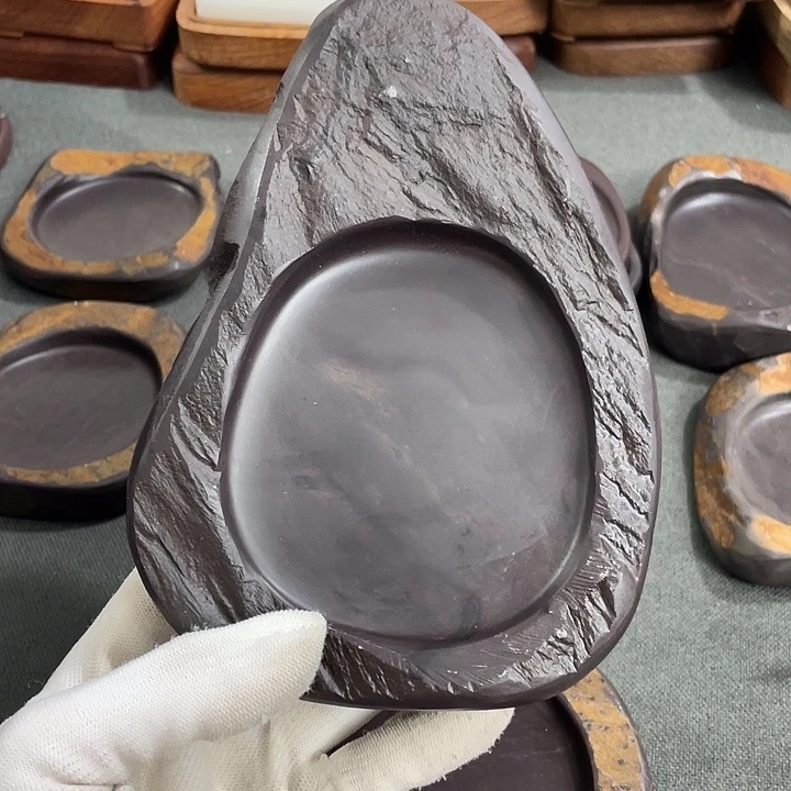 广东肇庆原石端砚