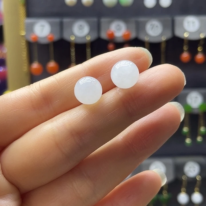 和田玉18K金镶嵌耳饰