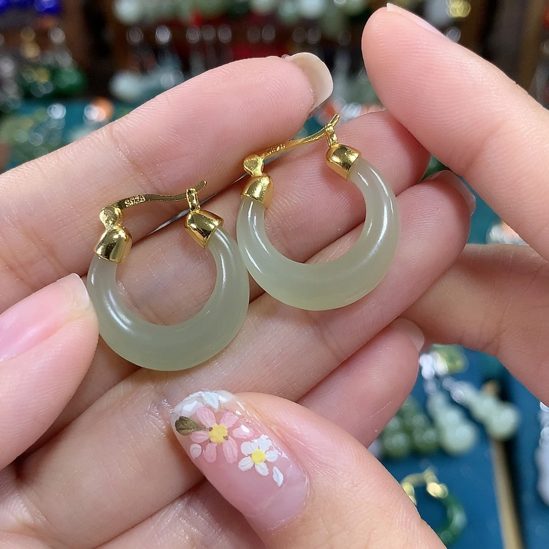 和田玉银S925镶嵌耳饰卡20左右