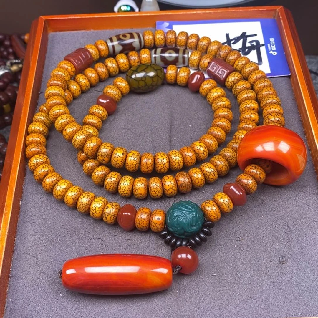 星月菩提吊坠劉*傅星月