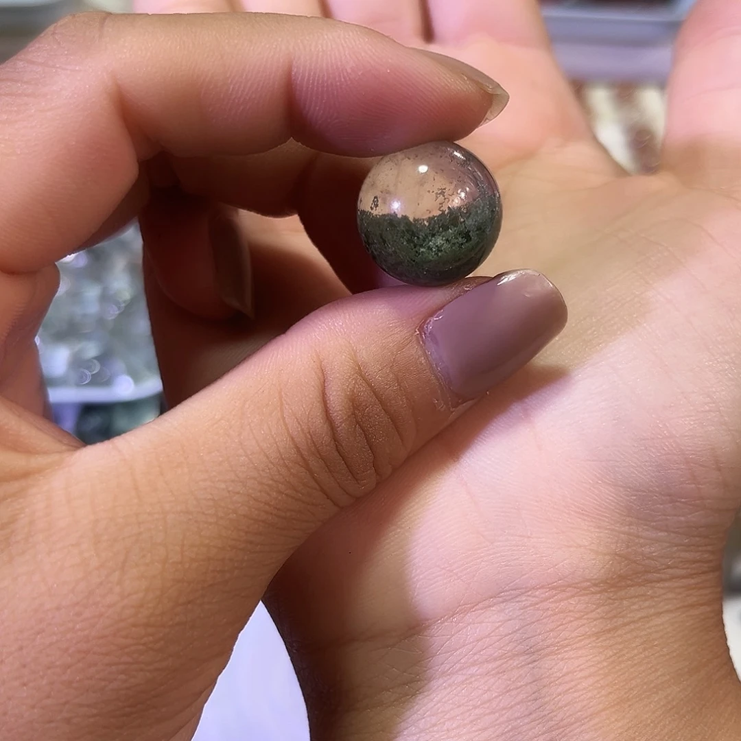 水晶未镶嵌水晶v**?水晶