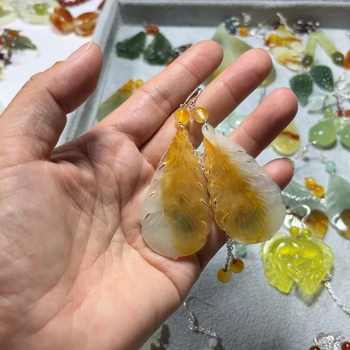 合金蛇纹石玉耳饰