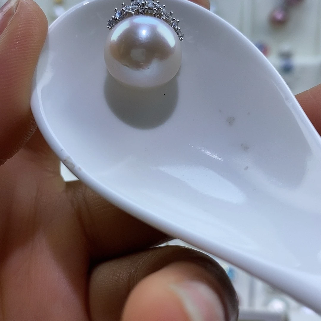 淡水珍珠吊坠(赠链)银S925镶嵌