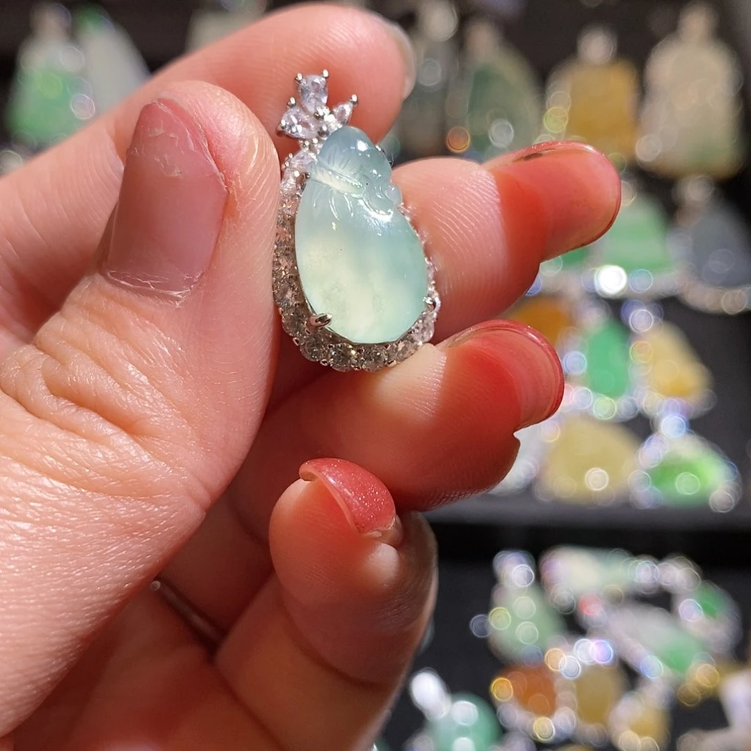 颈饰银S925镶嵌翡翠天然翡翠