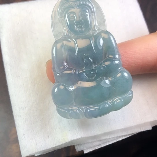 翡翠未镶嵌颈饰缅甸A货，每天下午1点半开播