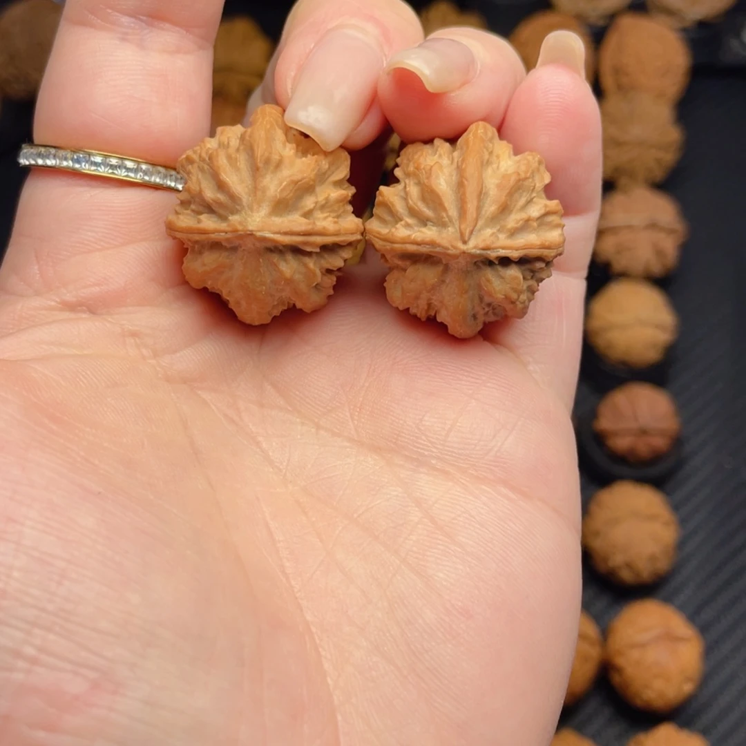 文玩核桃把件粗筋