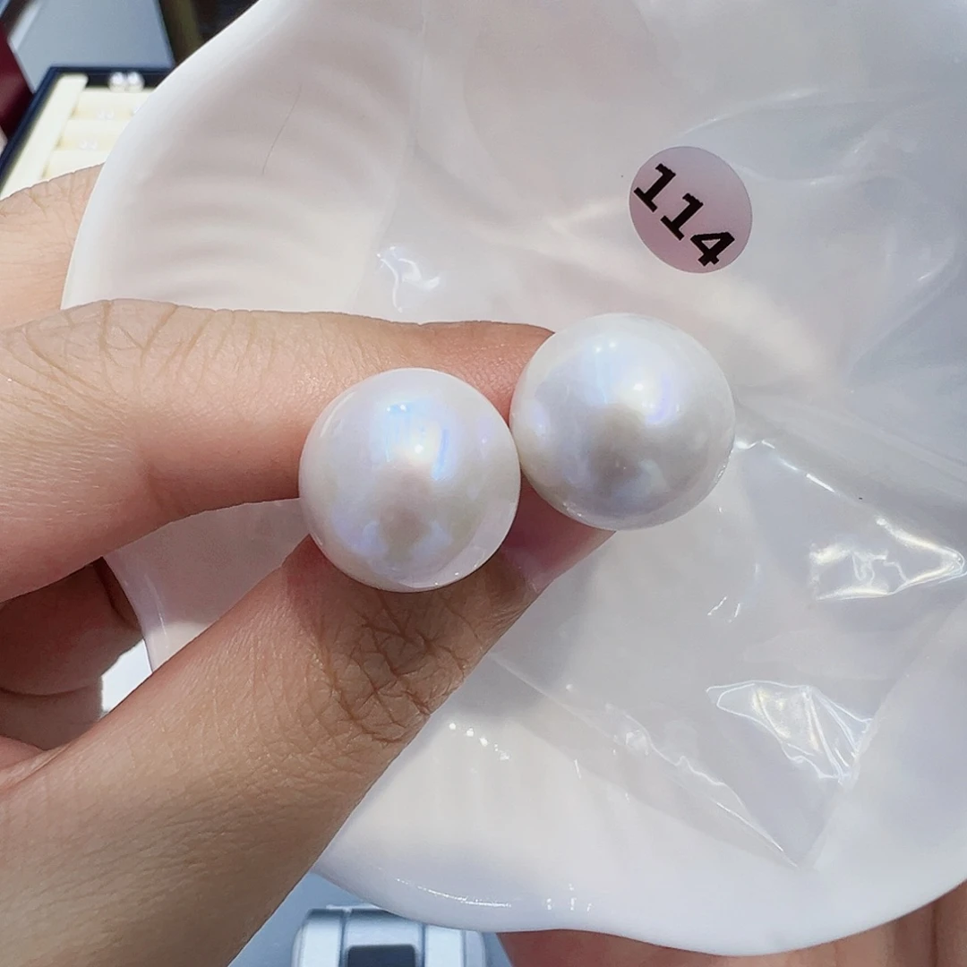 银S925镶嵌耳饰淡水珍珠