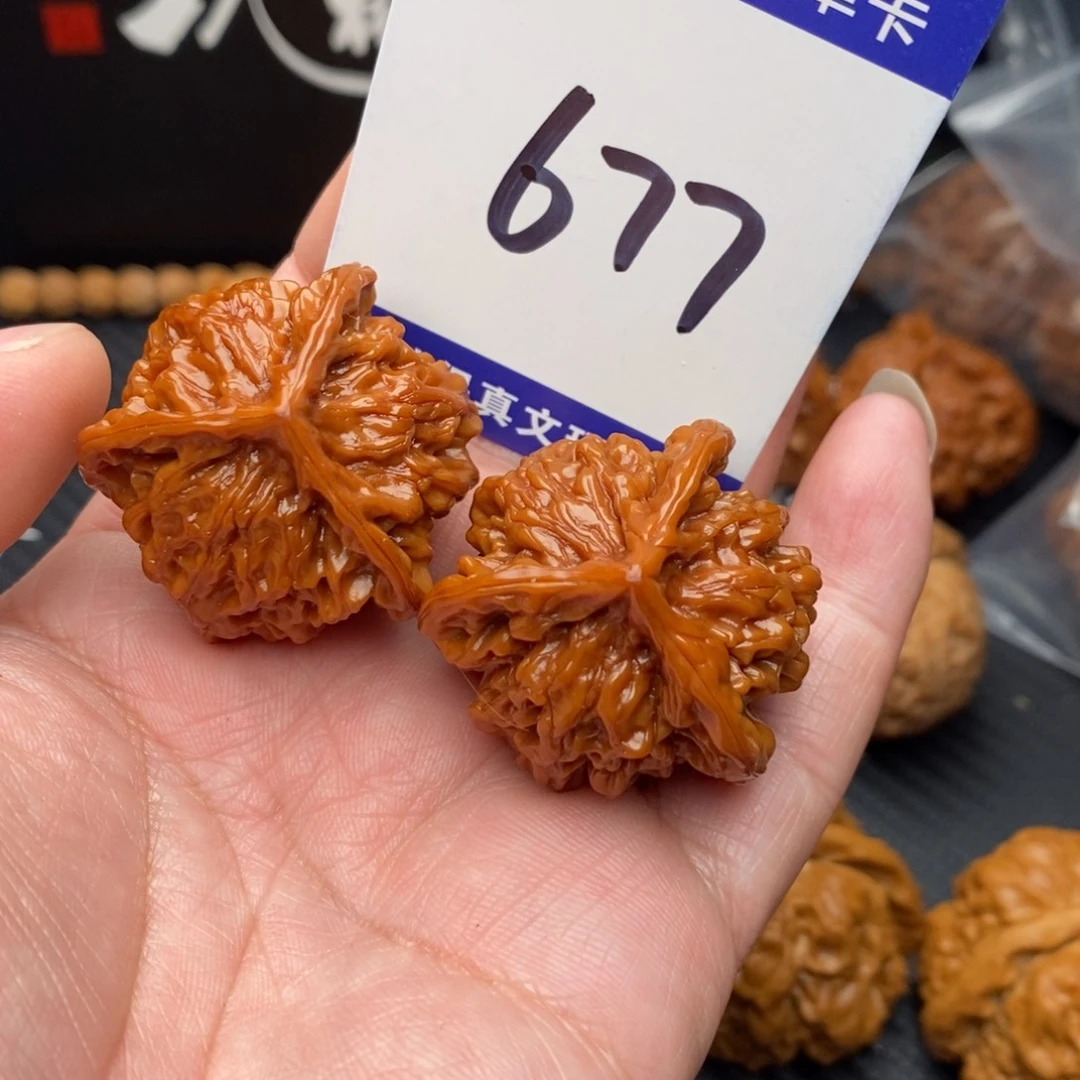 ****阳桃核把件盘山35yx
