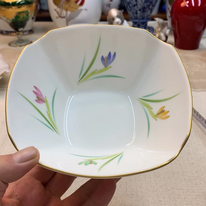 紫砂金瓷阁精品瓷器店