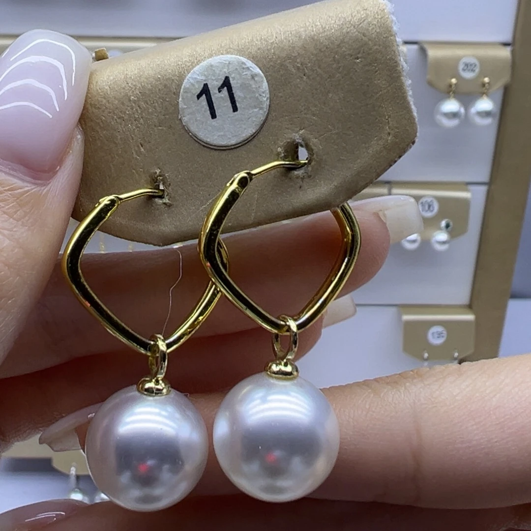 淡水珍珠银S925镶嵌耳饰
