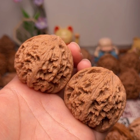 吊坠文玩核桃野生无名有点黄尖43