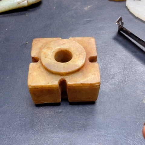 紫金钵盂菩提吊坠