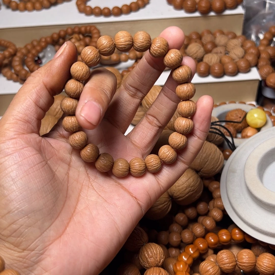 正***子猴头核桃吊坠凤羽1.18尺寸