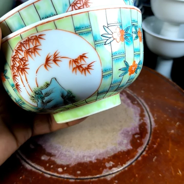 摆件全手工制作的瓷器