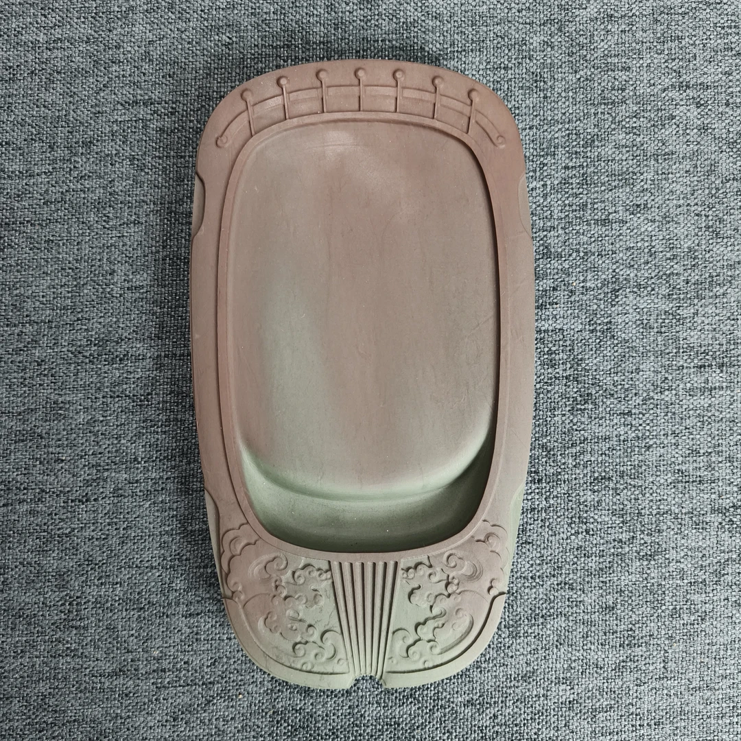 甘肃洮砚，西江双色琴砚，尺寸16.5*9.1*1.2厘米