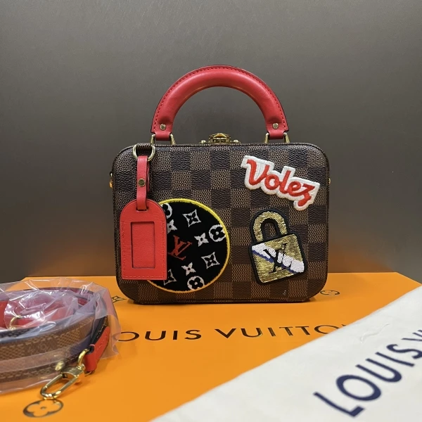 95新/路易威登/市场价39599/包包/250214XZ0029