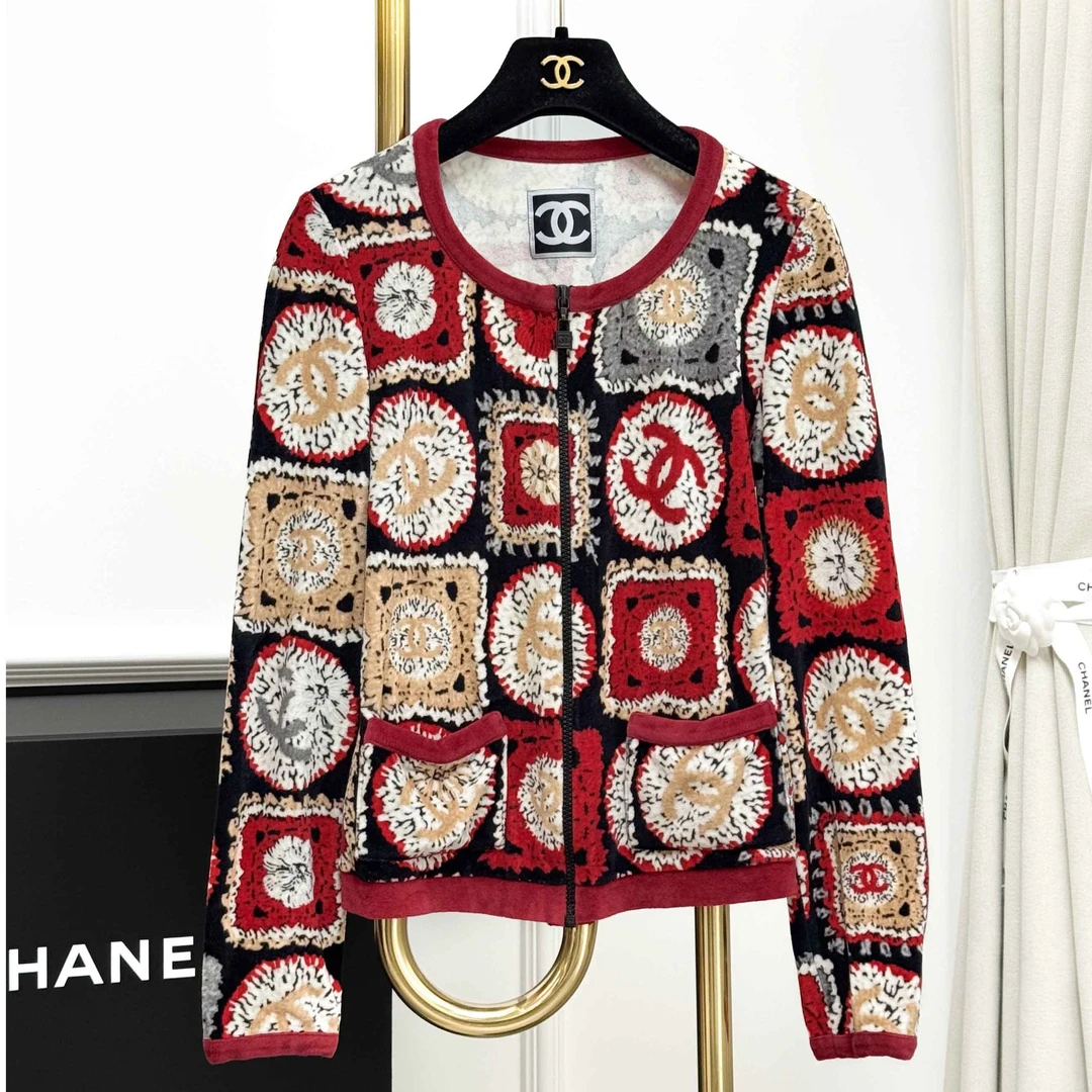 99新 Chanel/香奈儿 36码09P红书双C大logo丝绒方标薄开衫