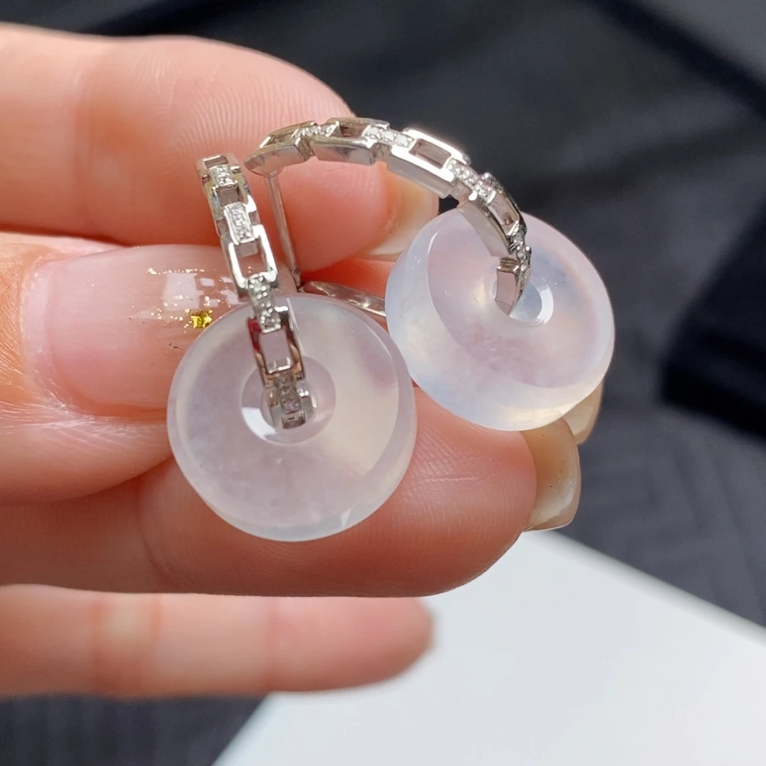 翡翠18K金镶嵌耳饰高冰路路通