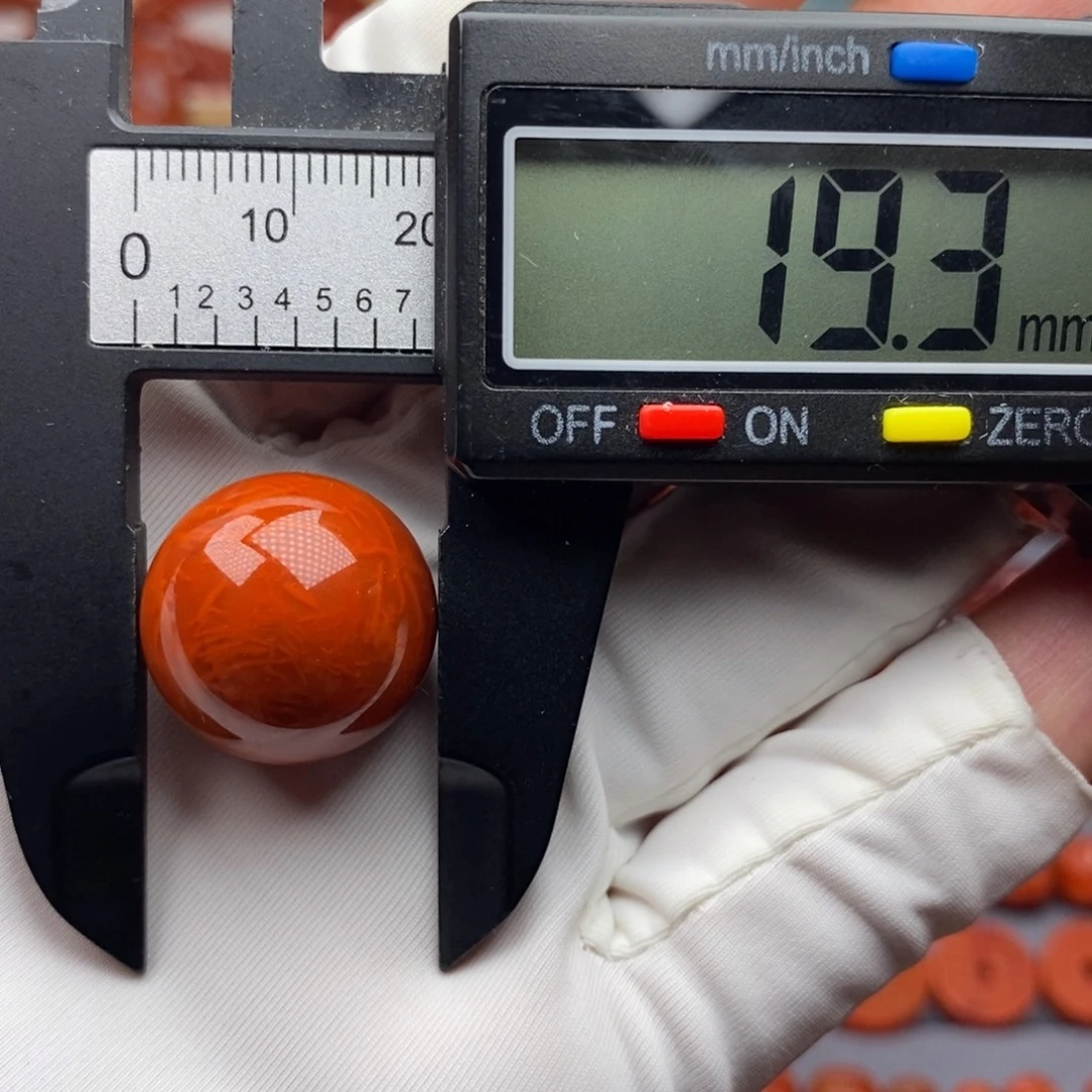 未镶嵌配饰南红玛瑙瑕疵