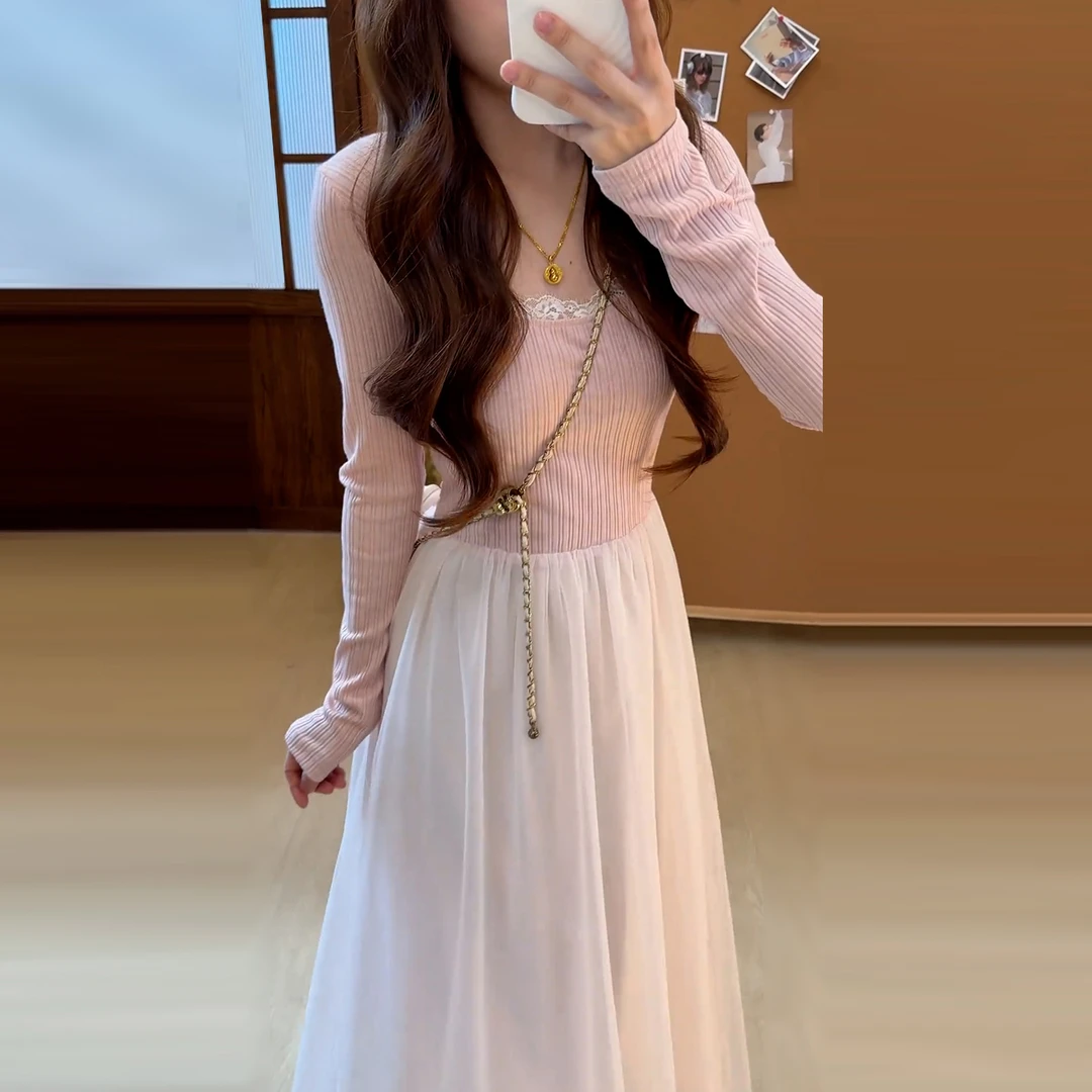 富家千金miu系粉色拼接巨好看冬装连衣裙子秋冬内搭针织网纱长裙