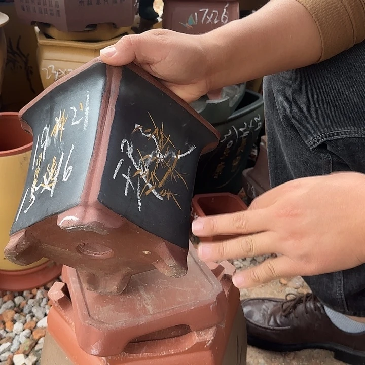 紫砂花盆紫砂花盆瑕疵