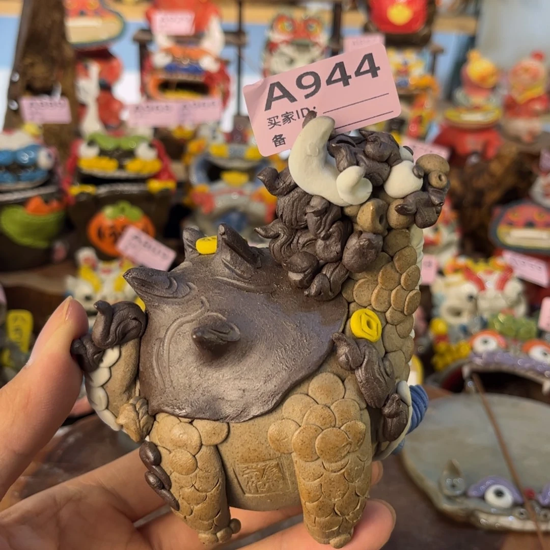 泥塑m****u纯手工茶宠摆件