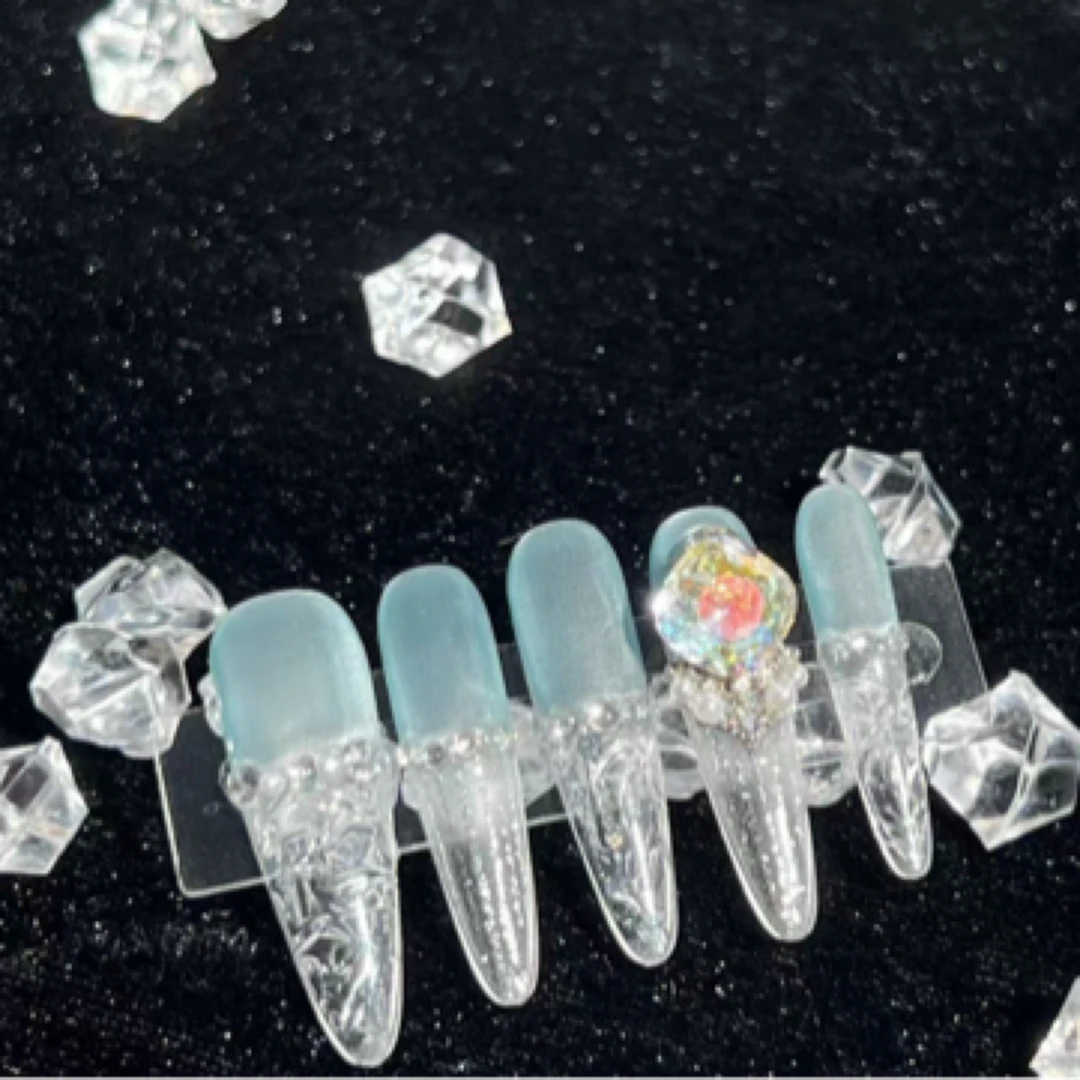【冰蓝琉璃】新款高级感显白蓝色穿戴甲纯手工可拆卸贴片美甲