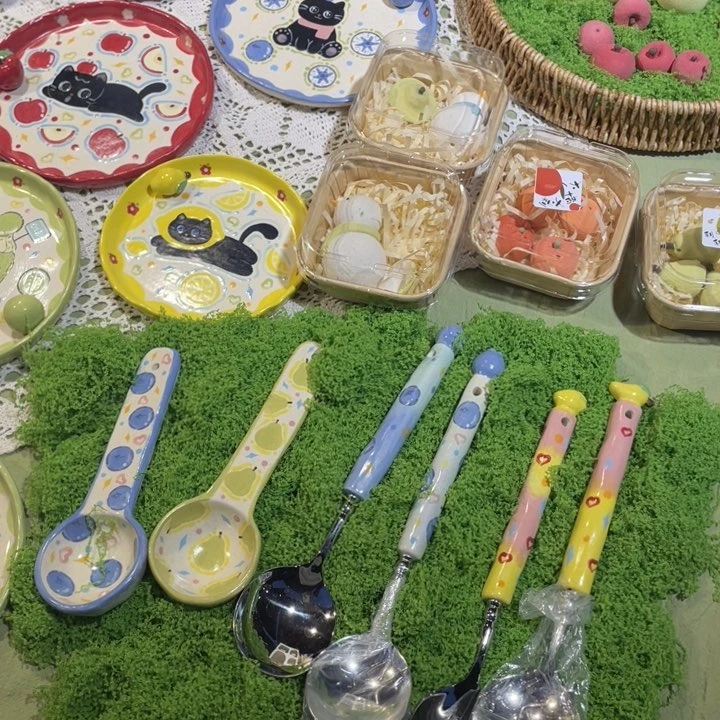 景德镇陶瓷手工制作