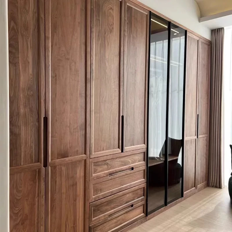 北欧风全实木大衣柜卧室衣帽间定制橱柜酒柜护墙板