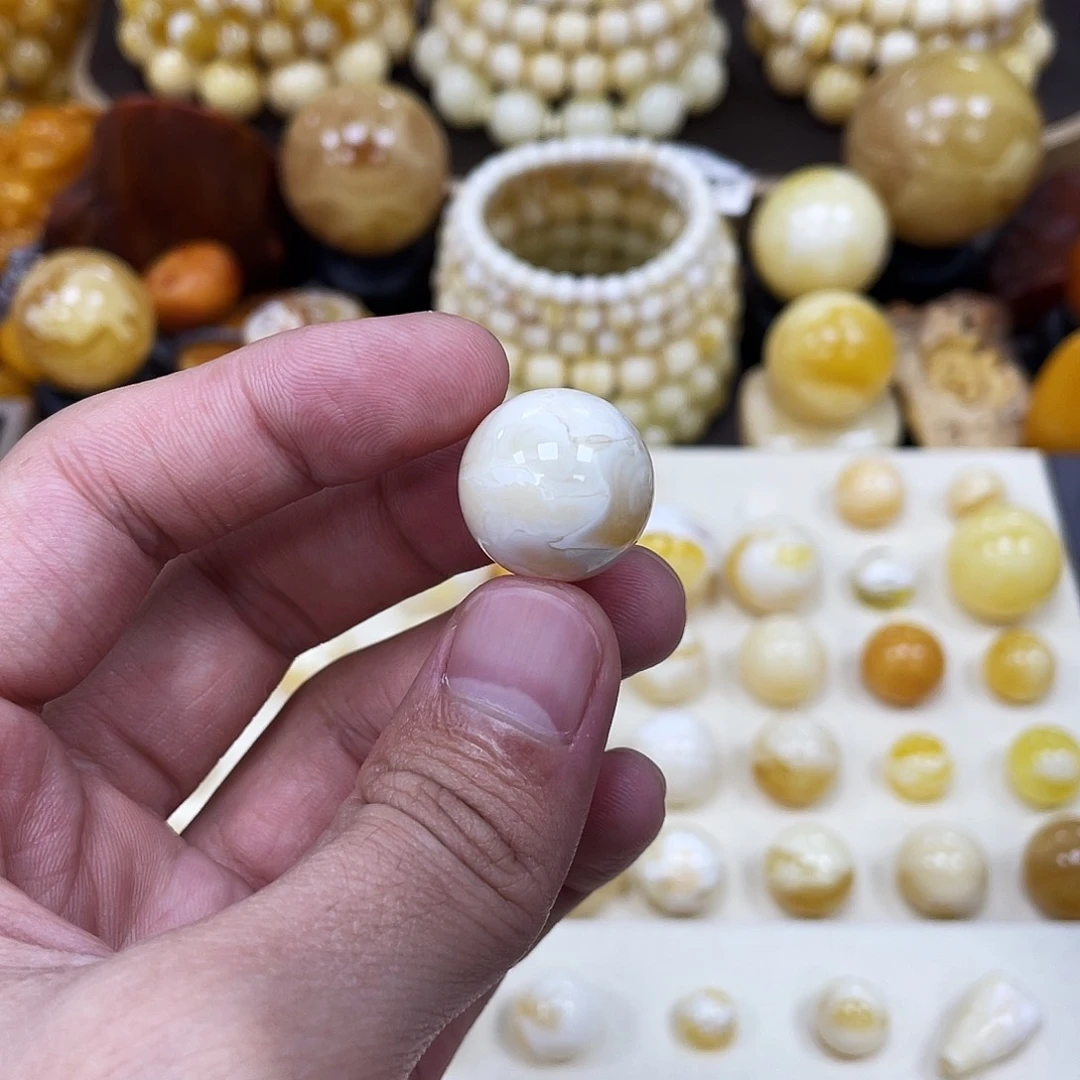 蜜蜡未镶嵌珠宝奇石18.6mm【金丝妖花漆瓷白】瑕疵圆珠