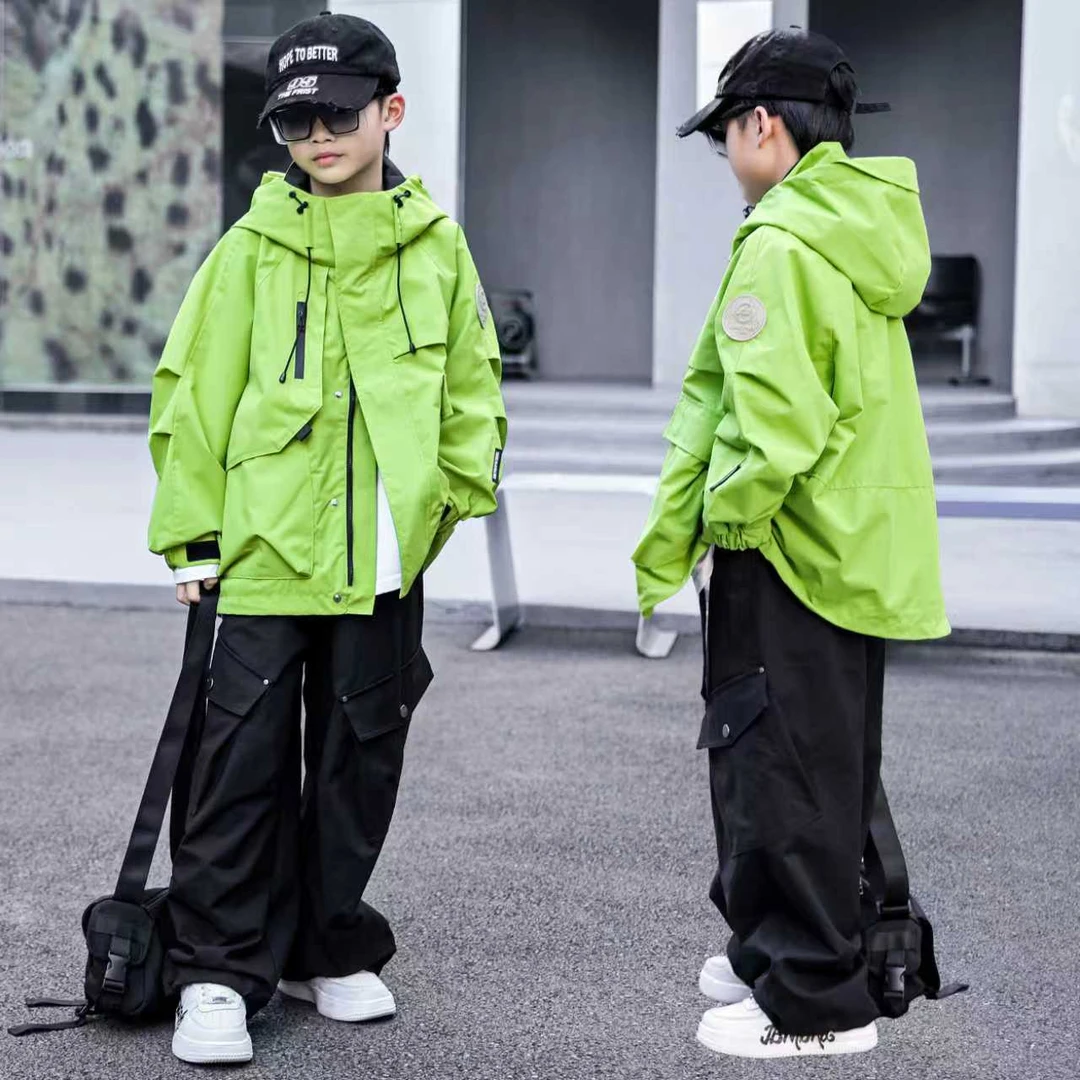 【嘟妈童装】2025男童秋季新款冲锋衣中大儿童秋装连帽外套6002