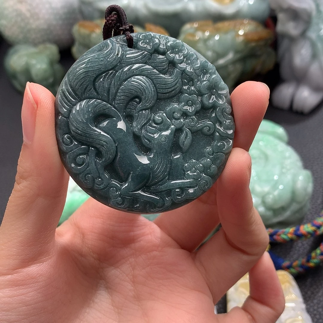 吊坠(不含链)未镶嵌翡翠