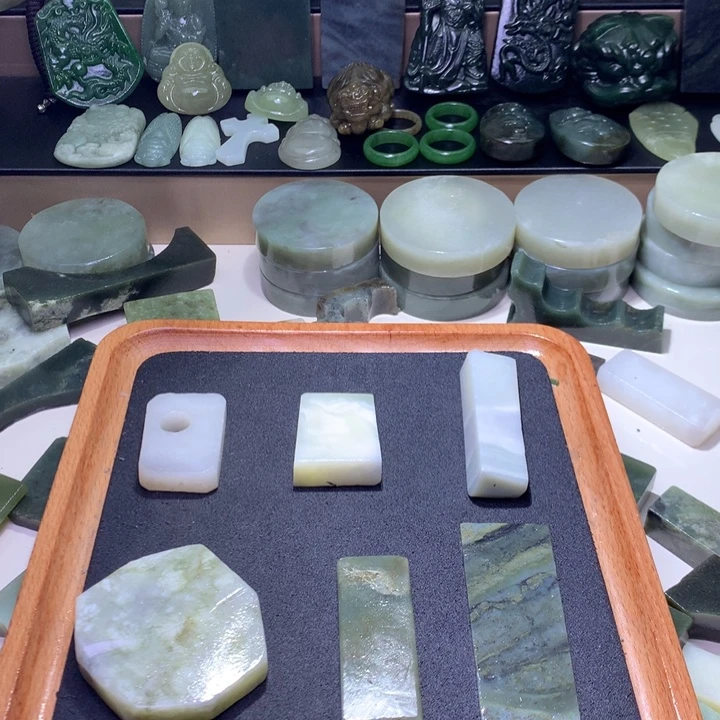 未镶嵌和田玉（糖玉）珠宝半成品