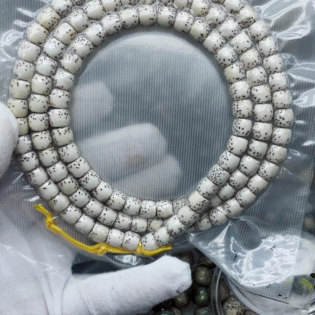 星月菩提手串是**吖8大留白108