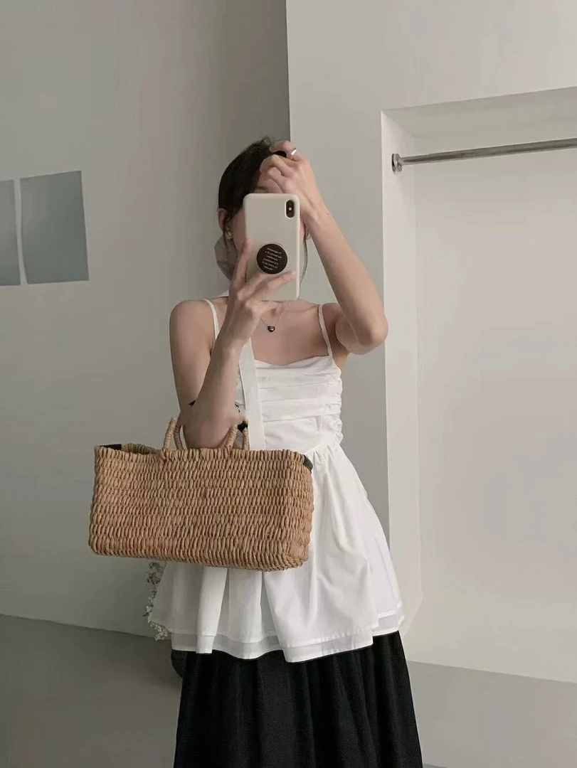 ssu夏季女士显瘦褶皱设计感吊带小衫复古甜辣减龄上衣