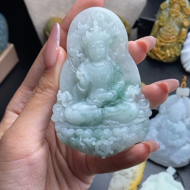 堪***忍定制翡翠未镶嵌挂件