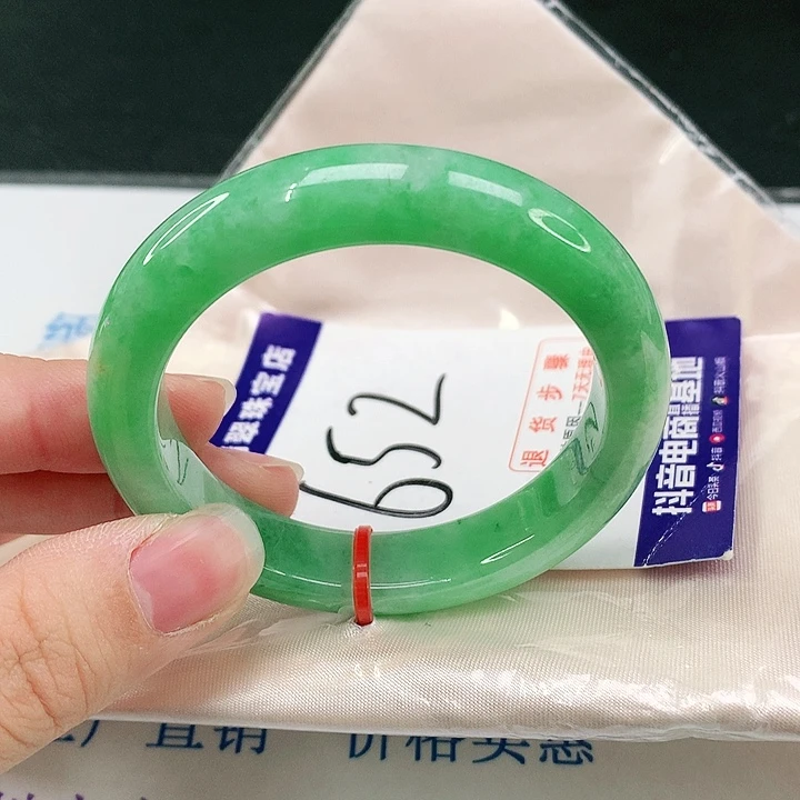 未镶嵌手镯翡翠翡翠