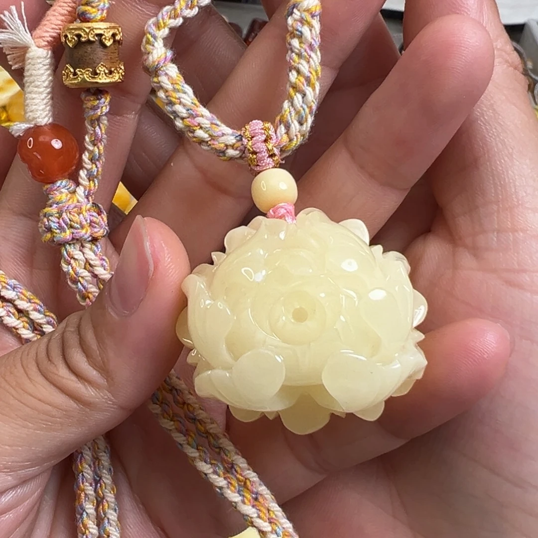 裸石蜜蜡未镶嵌蜜蜡