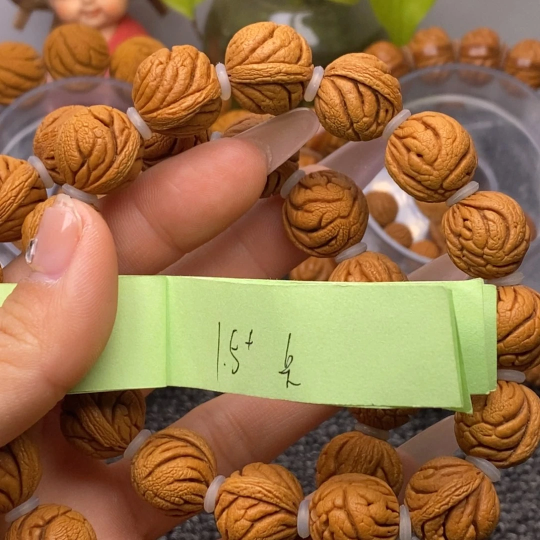 秦岭山脉龙纹桃核 15