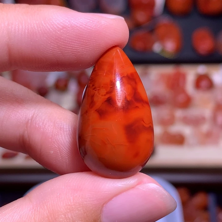 南红玛瑙未镶嵌珠宝半成品水滴