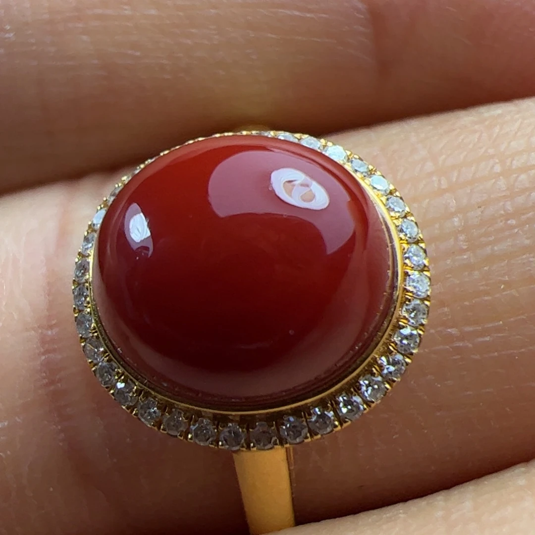 18K金镶嵌戒指南红玛瑙