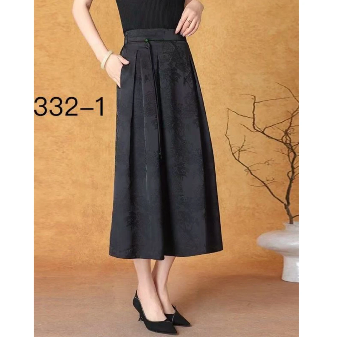 千332-1黑色国风印花女士半身裙