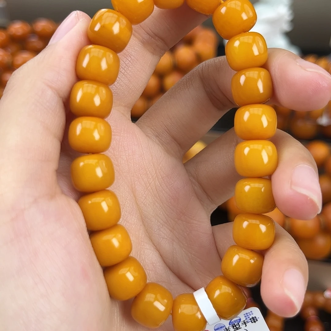 琥珀颈饰未镶嵌蜜蜡