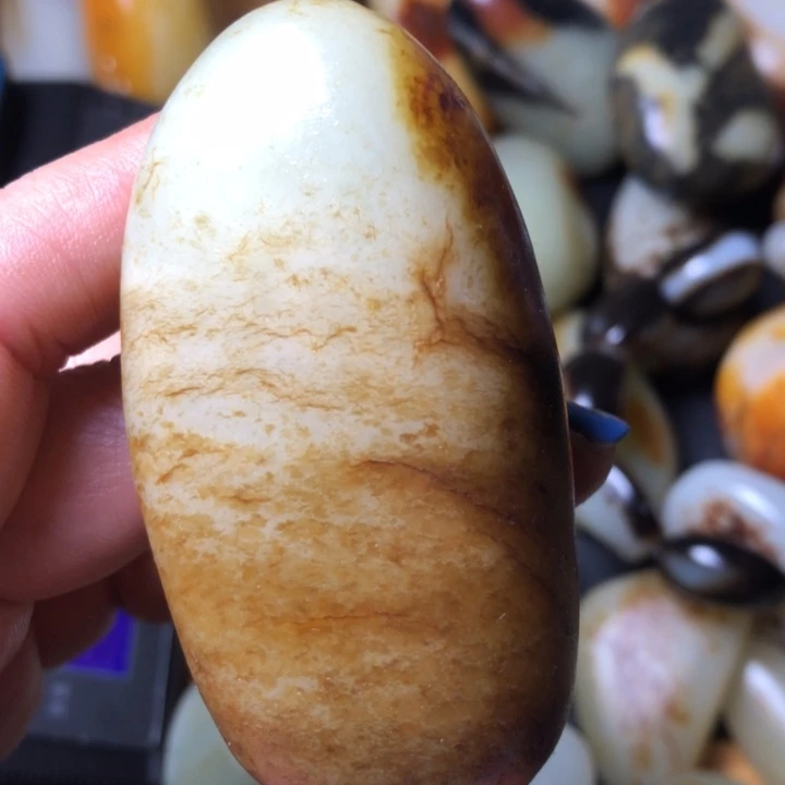 和田玉未镶嵌珠宝奇石