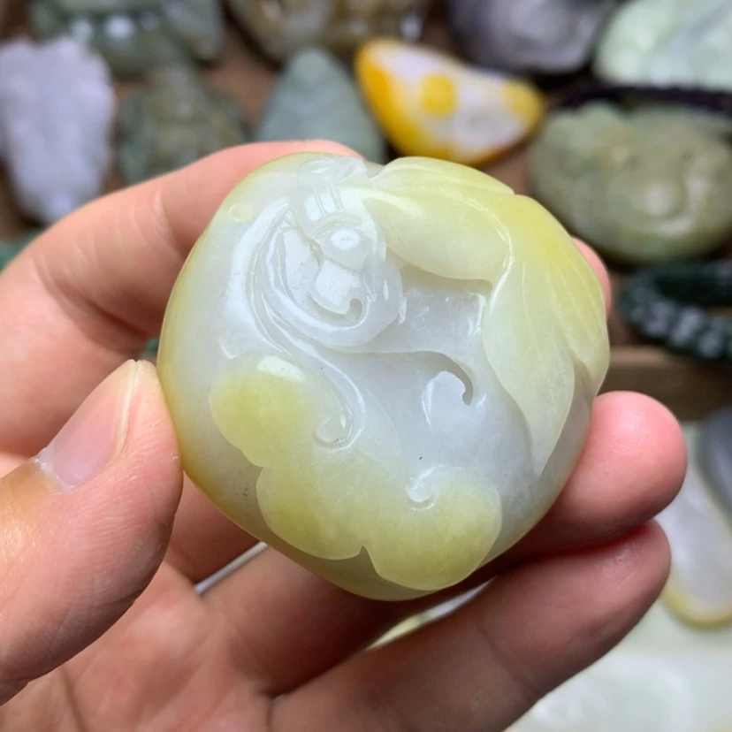 【闪购商品】颈饰未镶嵌和田玉