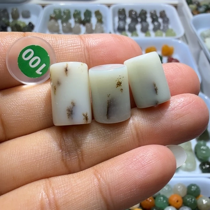 未镶嵌和田玉珠宝半成品